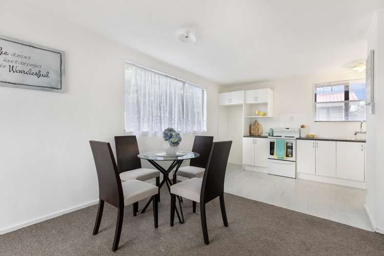2/61 Redcrest Avenue Red Hill_10