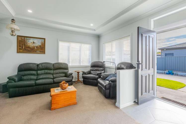 32 Heynes Place_5