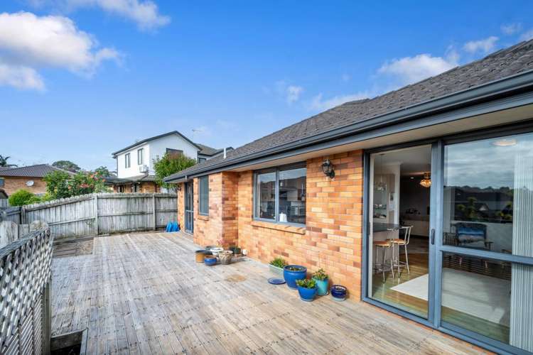 14 Fairford Avenue Henderson_12