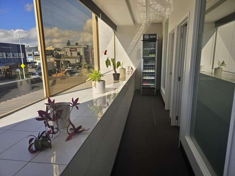 Suite 1 and 1A/14-18 Seddon Street Pukekohe_11