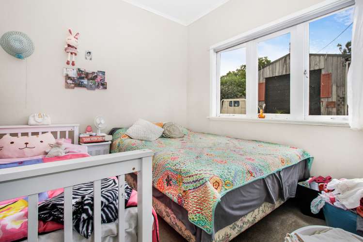 12 Tahi Terrace Glen Eden_5