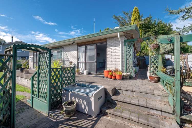 17B Peachgrove Terrace Hillcrest_9