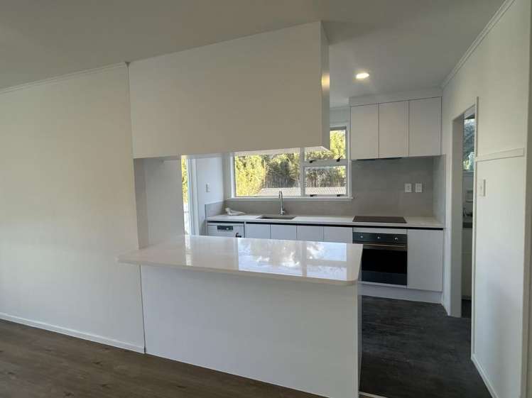 9 Dunraven Place Torbay_4