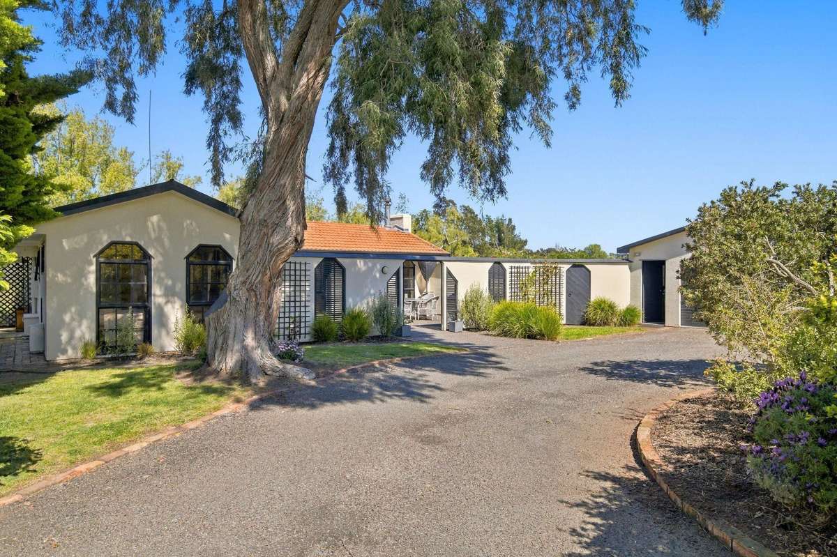 70 Montgomery Road_0