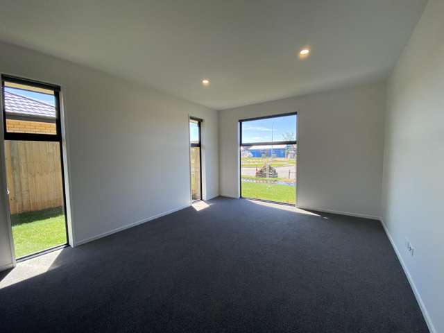28 Dallimore Drive 10145_4