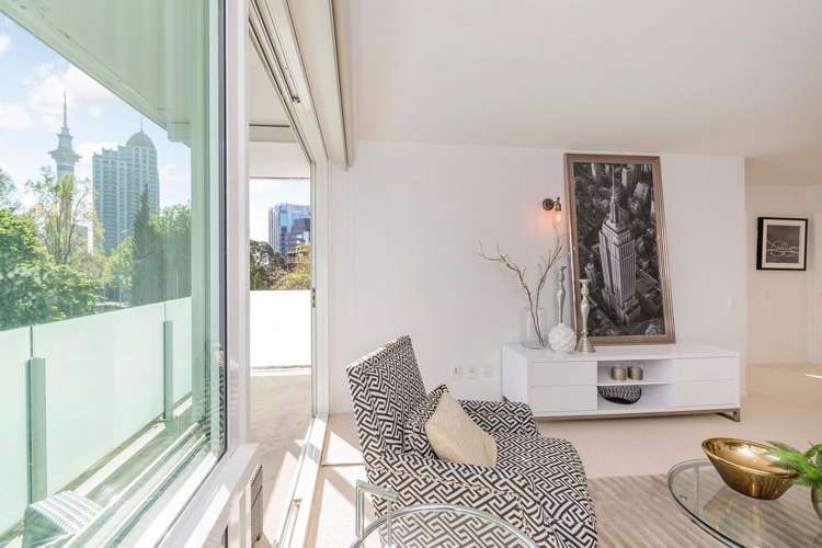 401/10 Waterloo Quadrant Auckland Central_13