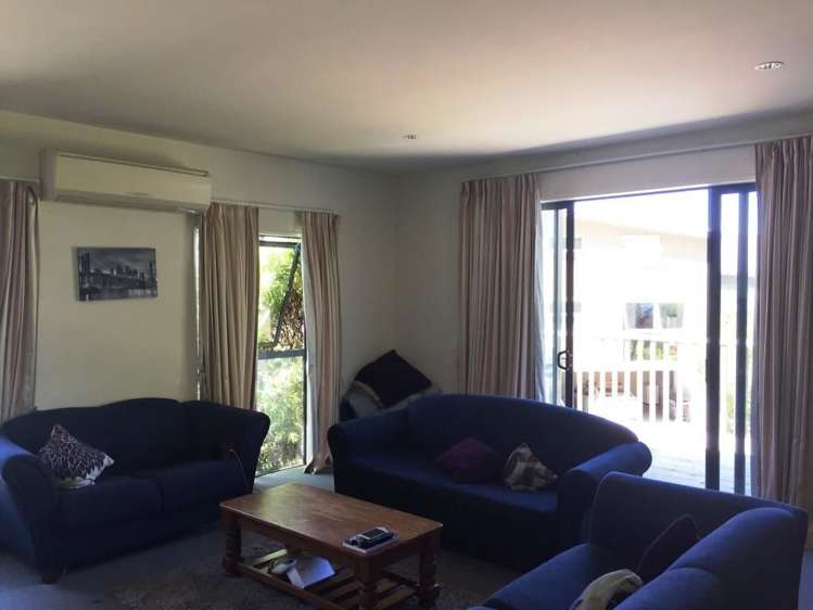 79b Dart Place Fernhill/Sunshine Bay_2