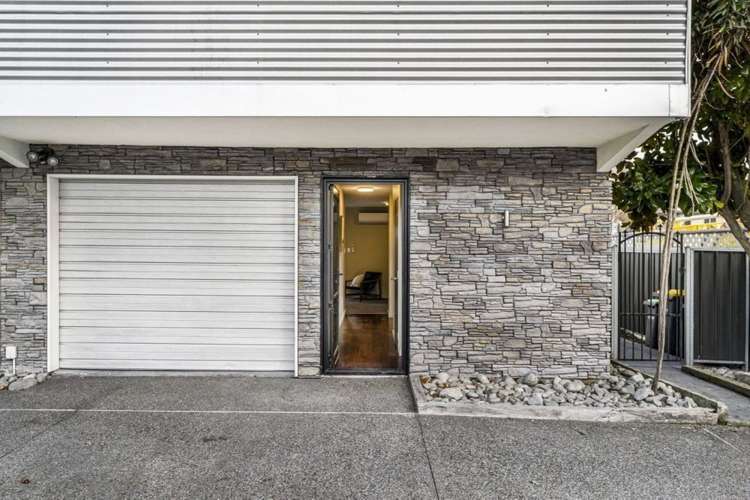 280A Worcester Street_3