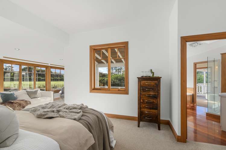 55 Barrett Road Riverhead_9