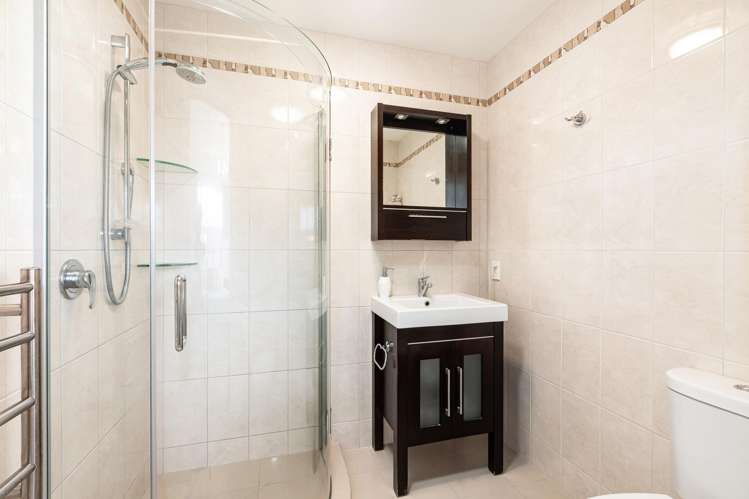 2 Parkwood Grove Trentham_14