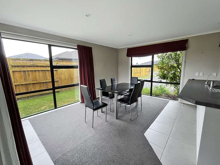 3 Medallion Court Kelvin Grove_3
