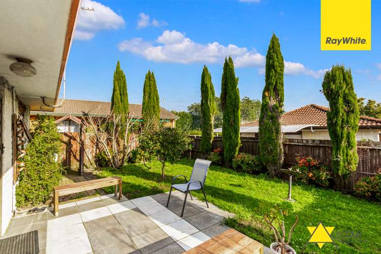 2/41a Titirangi Road New Lynn_13