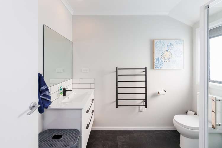 26 Kimberley Grove Westbrook_25