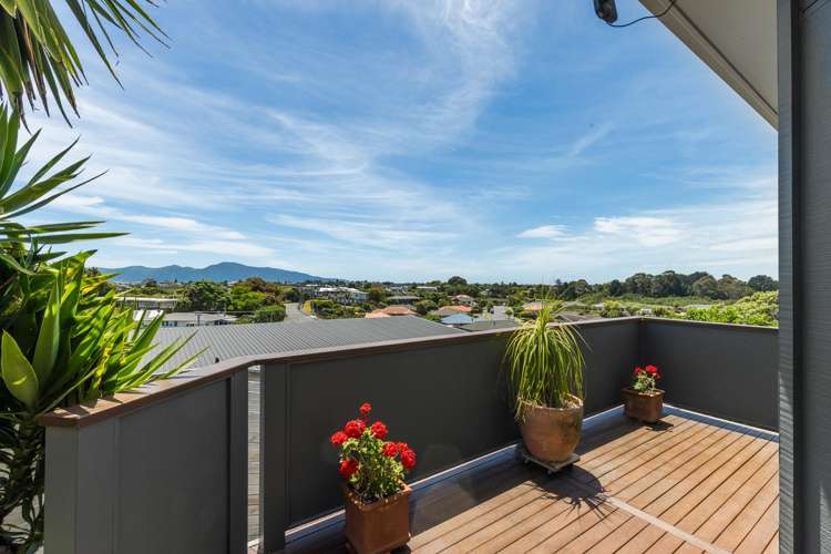 12 Charlotte Way Raumati South_21