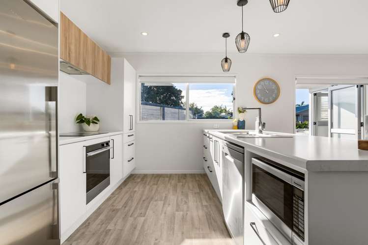 202 Patuwai Drive Whangamata_6