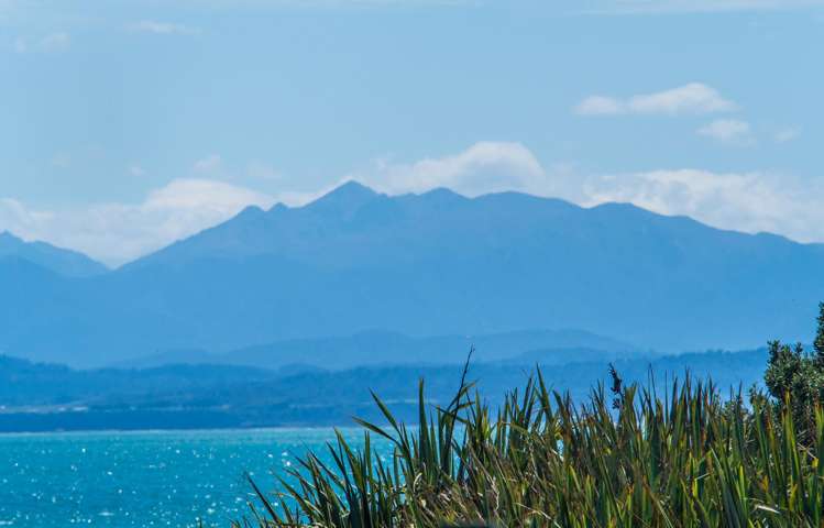 19 Monkey Island Road Orepuki_17