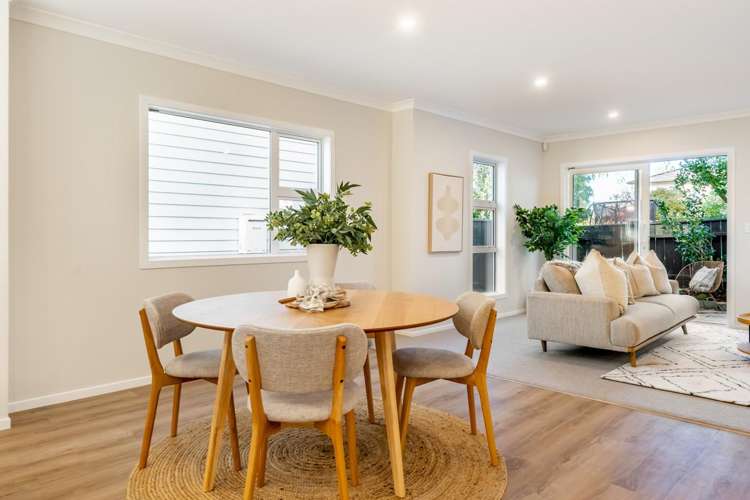 70b Heretaunga Square Silverstream_26