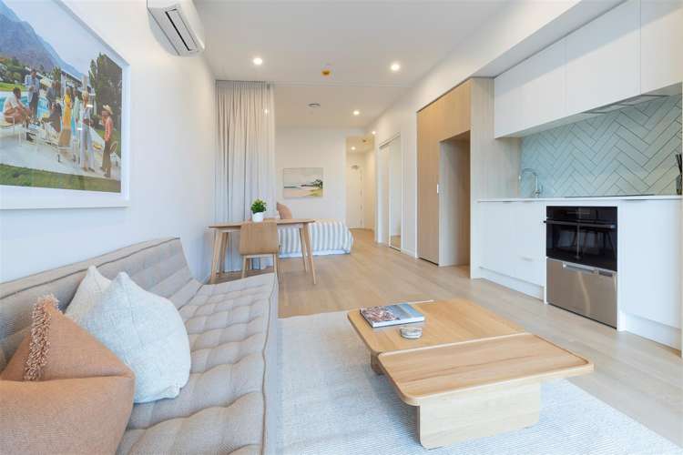 101/1 Carrington Road Mount Albert_1