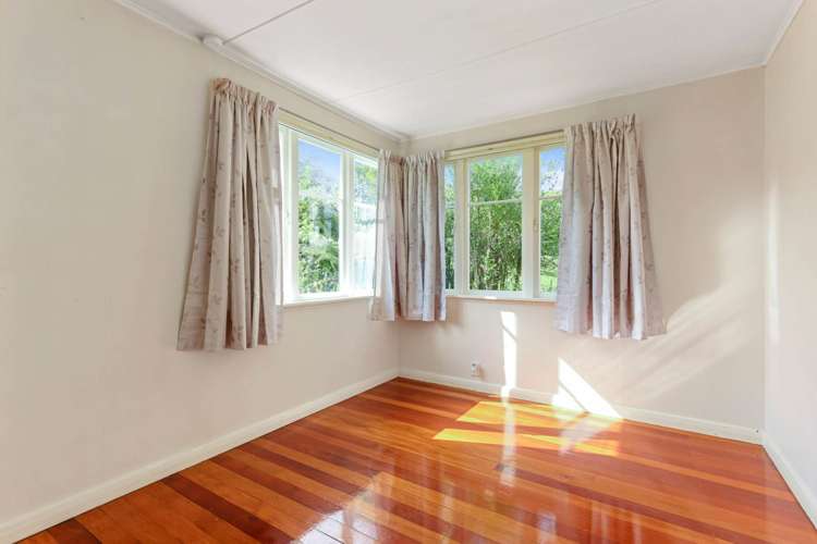 33 Captain Scott Road Glen Eden_5