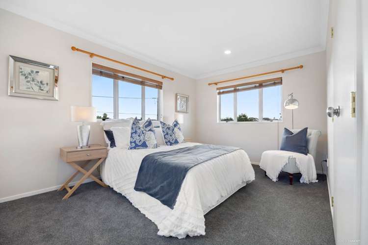 38 Carlton Street Hillsborough_12