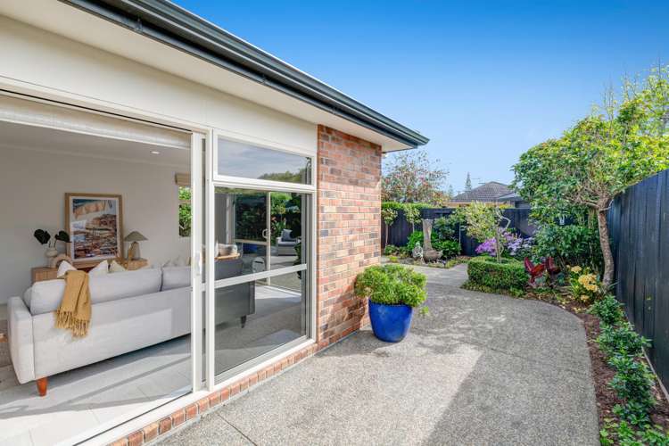 12a Pine Road Orewa_19