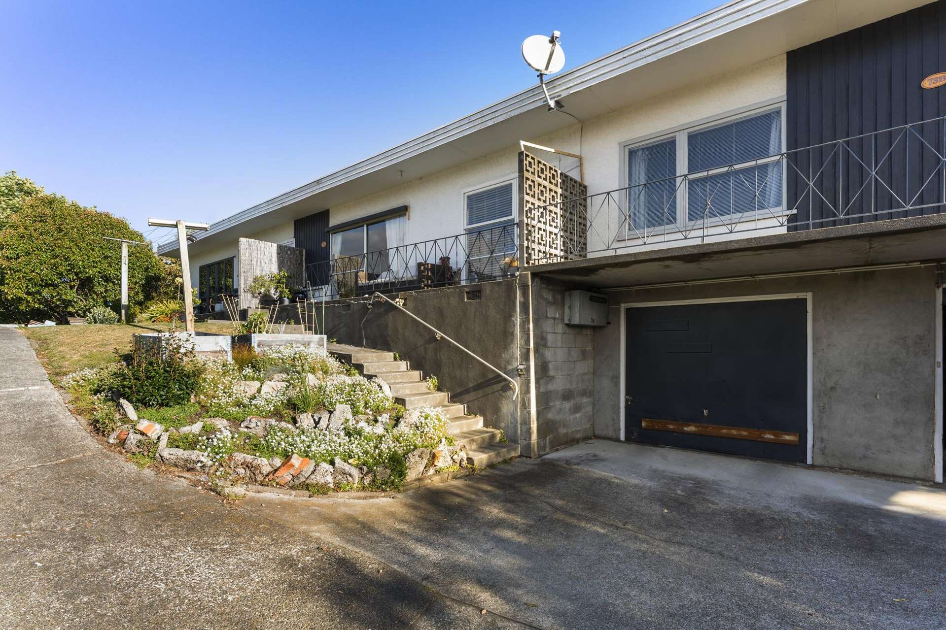 73a Great North Road Saint Johns Hill_0
