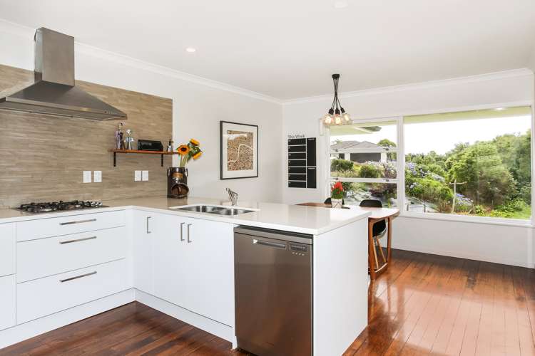 16 Kaiwaka Road Waiuku_12