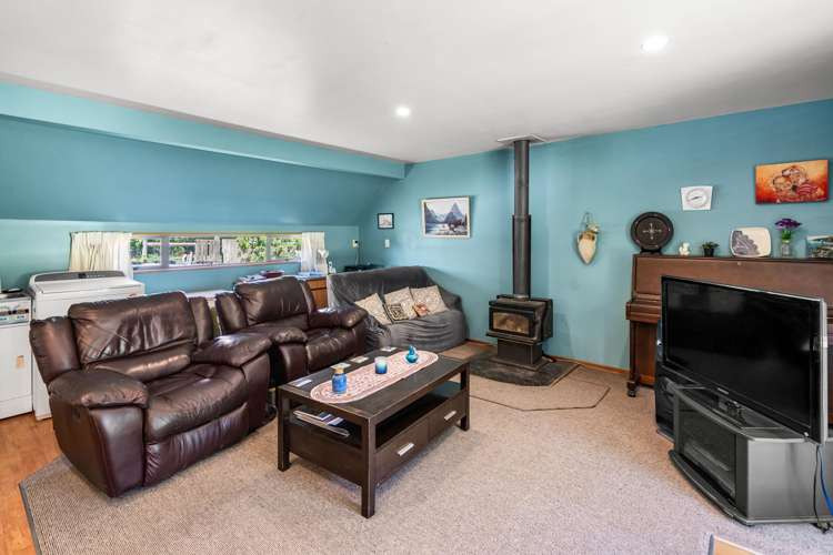 300 Courtenay Road Charing Cross_14