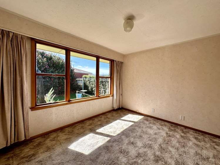 2 Bathurst Street Allenton_11