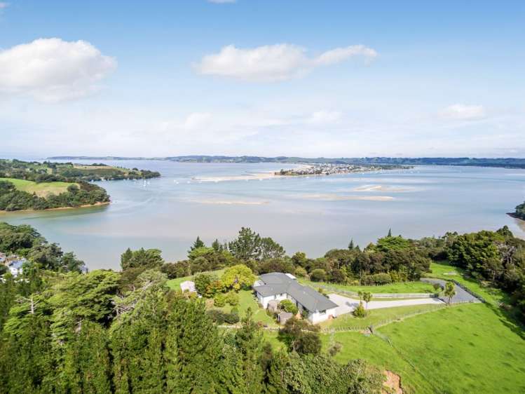 426 Leigh Road Whangateau_14