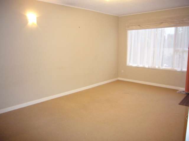 8/2 Fairview Road Mount Eden_3