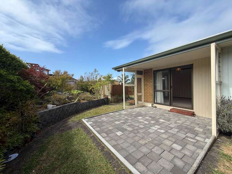 121 Lake Road Belmont_10