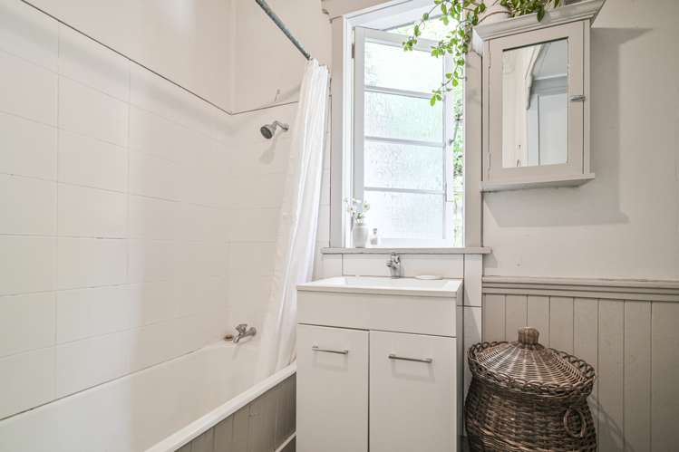 623a Nelson Street North Hastings_10