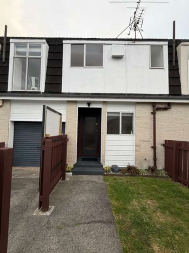 4 Cobar Close Maupuia_2