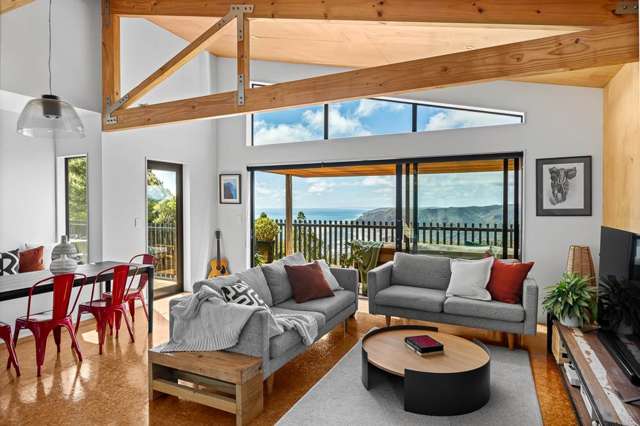 23 Log Race Road Piha_2