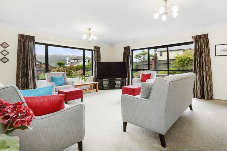 189 Woodman  Drive Tawa_10