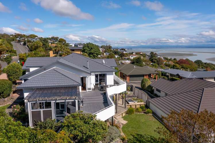 64 Tresillian Avenue Marybank_0