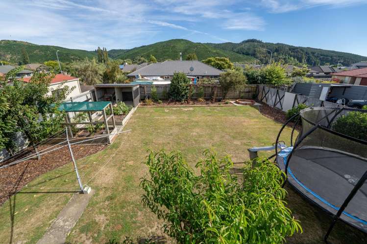 4 Lord Auckland Road Wakefield_1