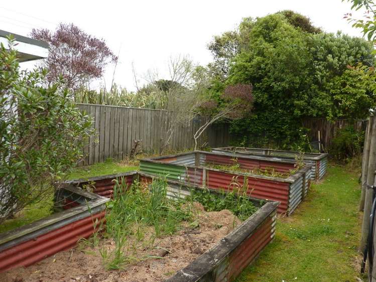 23 Ngahue Crescent Carters Beach_17