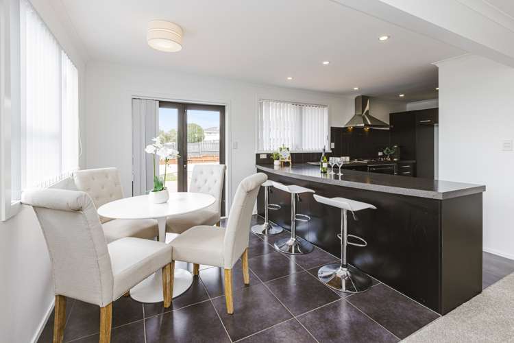 34 Dissmeyer Drive Clover Park_6