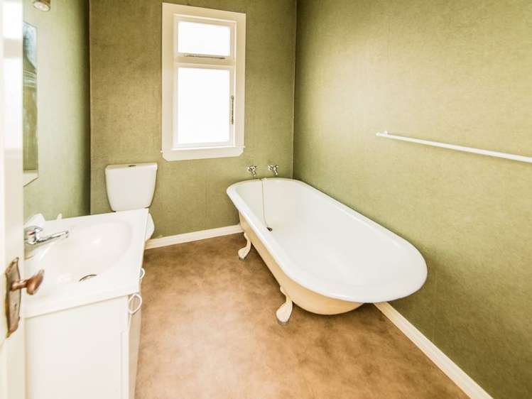 284 Somme Parade Aramoho_3