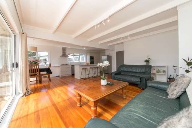 71 Glengarry Road Glen Eden_4