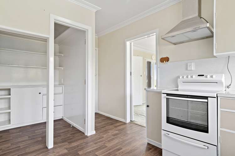 9 Simmonds Grove Greerton_8