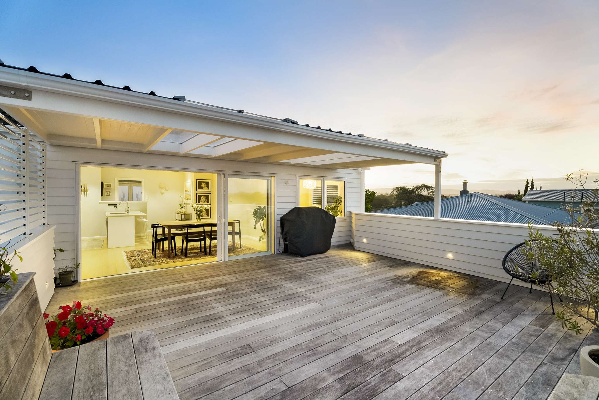 33 Fairlands Avenue Waterview Auckland City Houses for Sale One