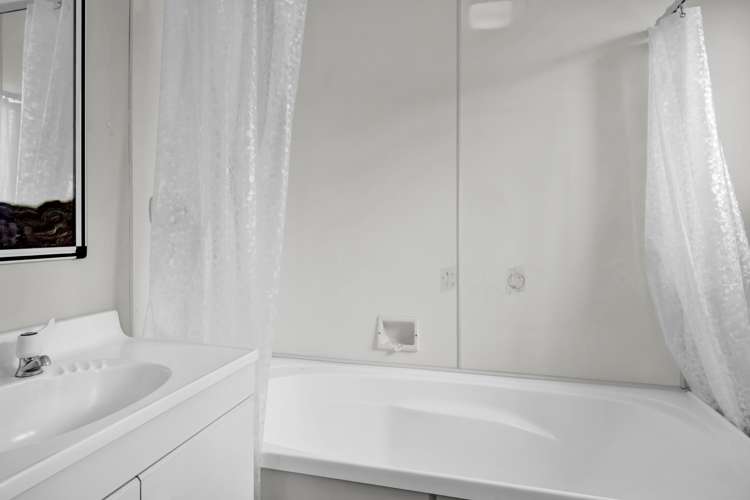 12 Erin Street Hawera_19