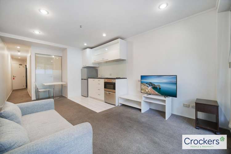 111/53 Cook Street 10015_3