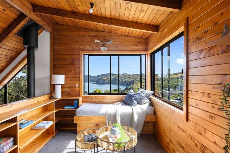 4 Hillside Crescent Leigh_14