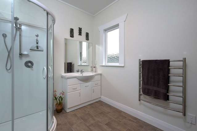 42 Dublin Street Pukekohe_4