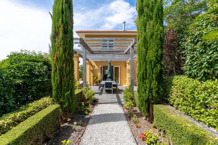 8 Melleray Place Redcliffs_21