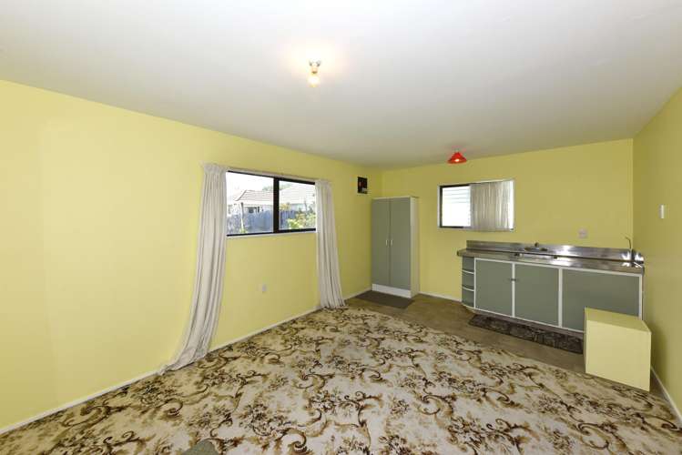 5 Westcott Street Dallington_14